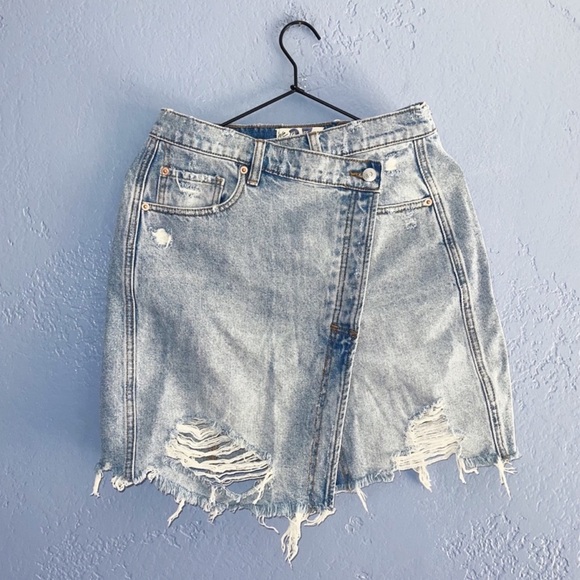 We the Free THE PARKER DENIM SKIRT size - Picture 4 of 7